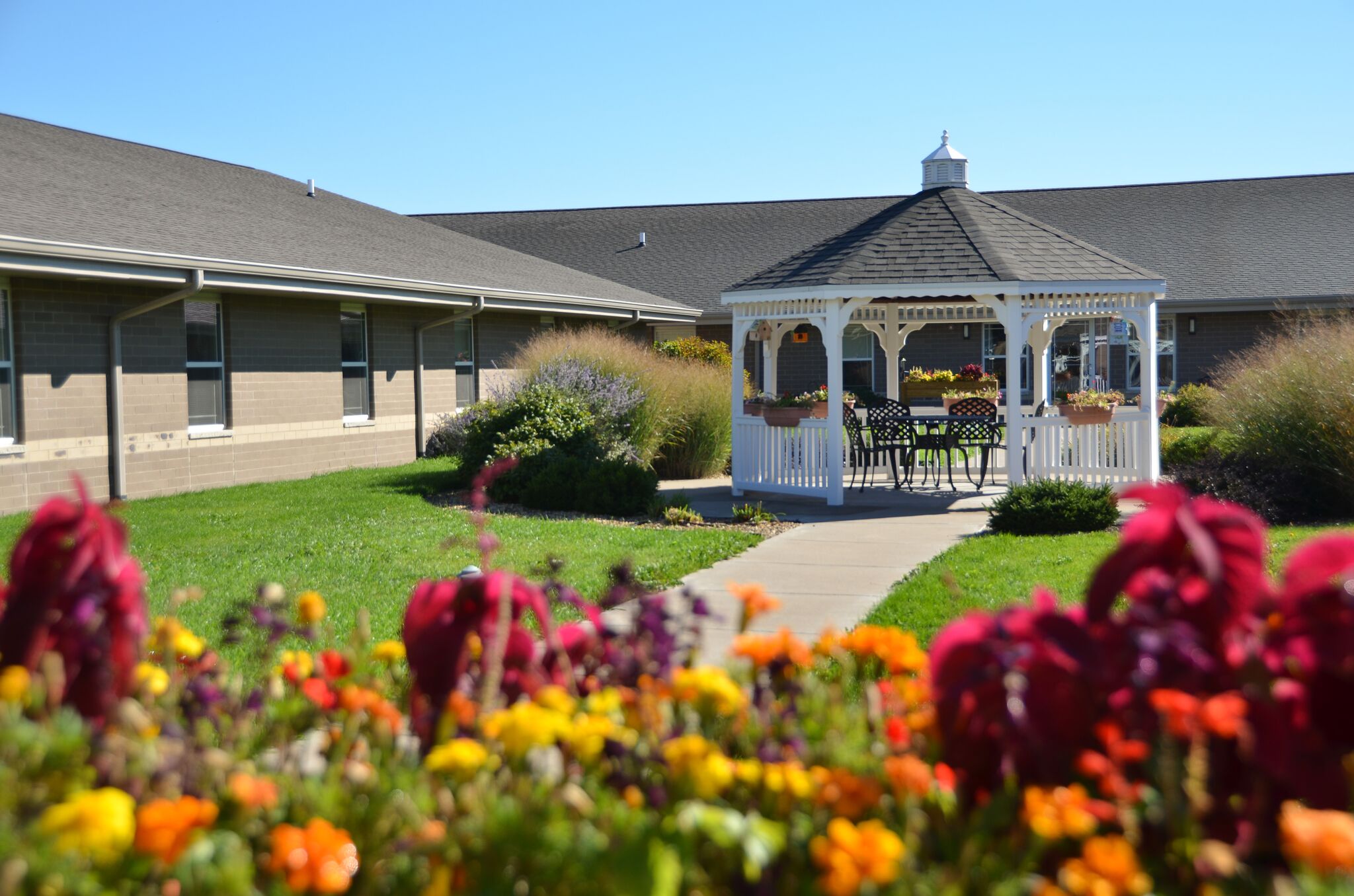 Grand Haven Court Yard
